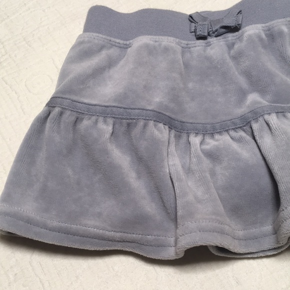 12m (4/$20) Gray Velour Skorts by The Children’s Place - Picture 3 of 11